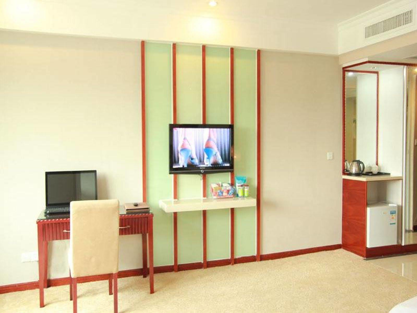 Guangzhou Yuncheng Hotel מראה חיצוני תמונה